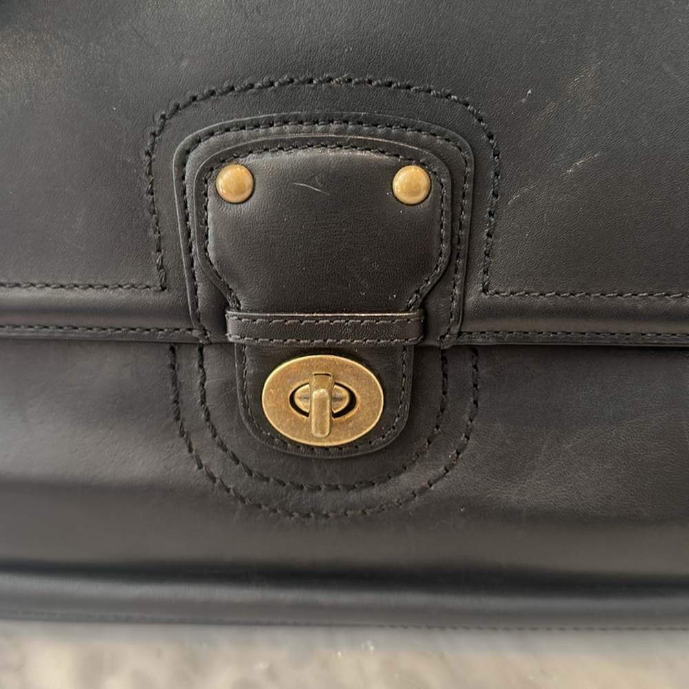 Coach Legacy Turnlock East West Flap Bag Black Leather 22062 Crossbody Tassel - Picture 5 of 15